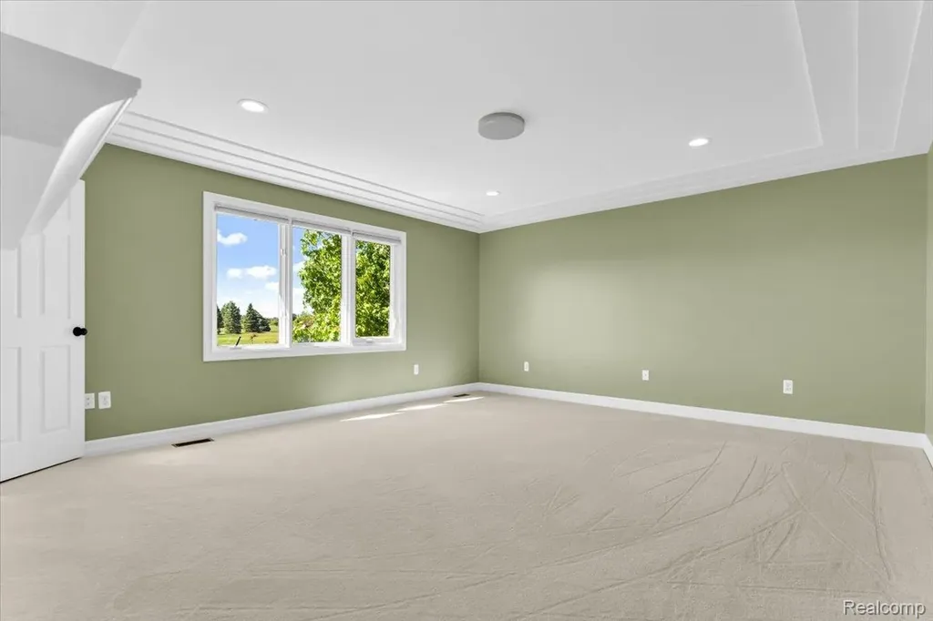 2424 Pebble Beach Drive Oakland Charter Township MI 48363