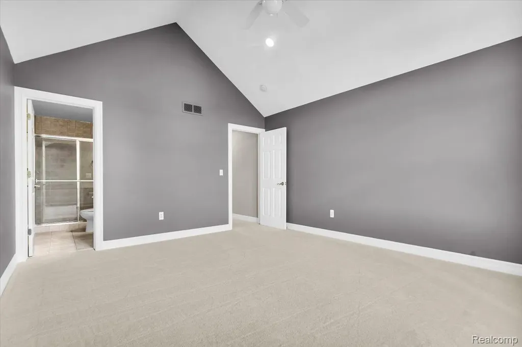 2424 Pebble Beach Drive Oakland Charter Township MI 48363