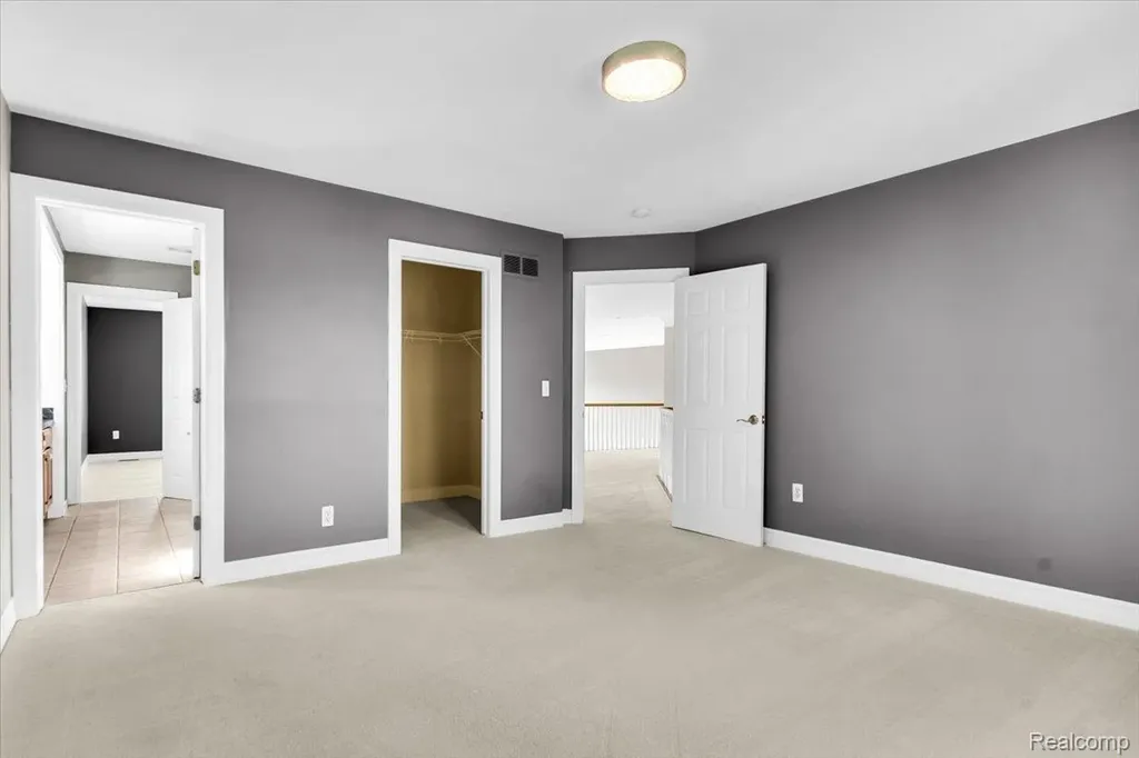 2424 Pebble Beach Drive Oakland Charter Township MI 48363
