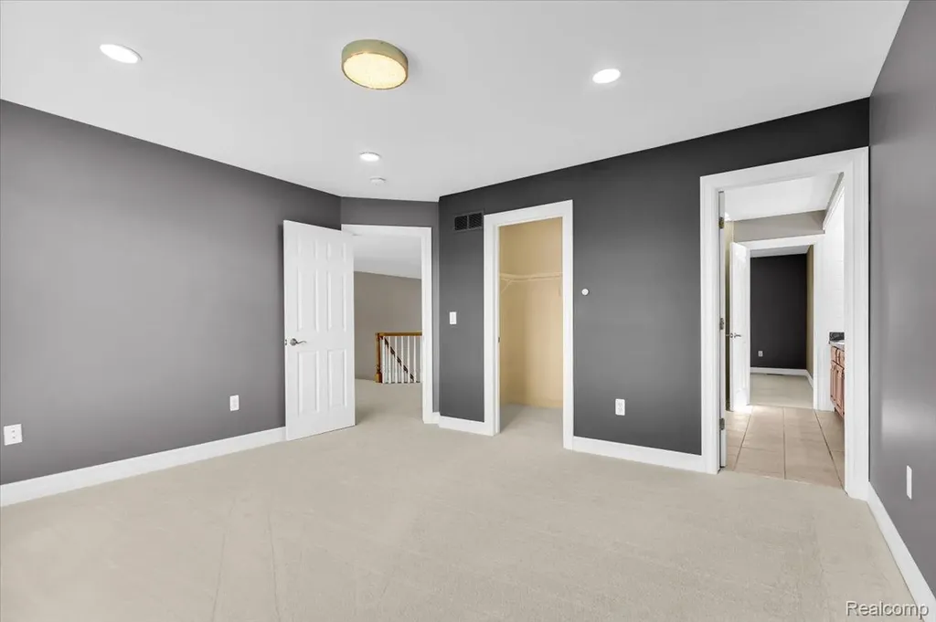 2424 Pebble Beach Drive Oakland Charter Township MI 48363