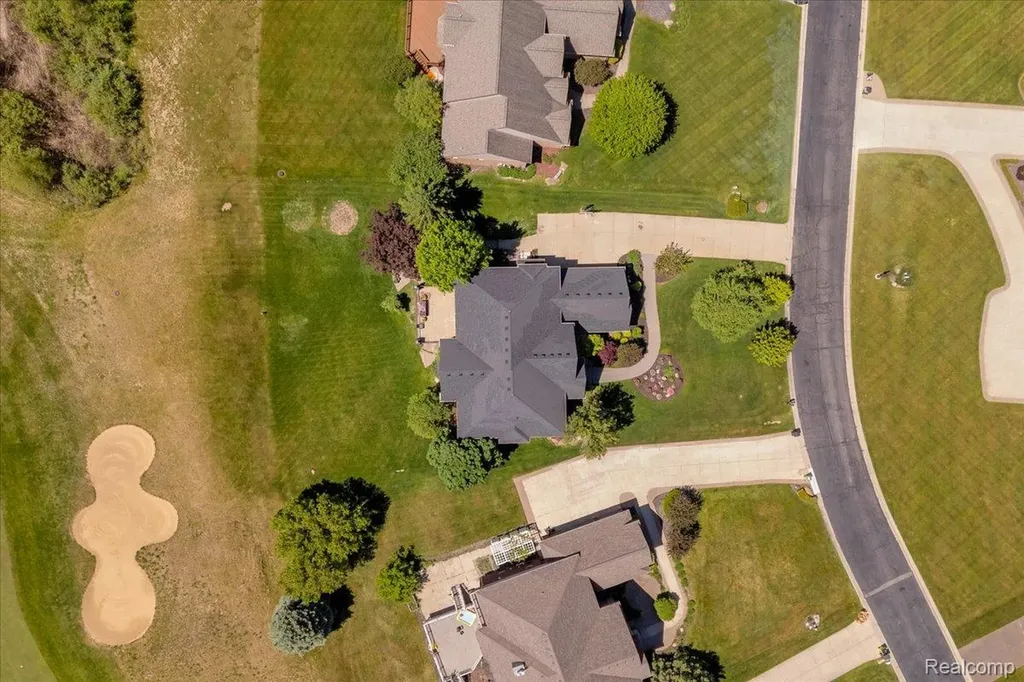 2424 Pebble Beach Drive Oakland Charter Township MI 48363