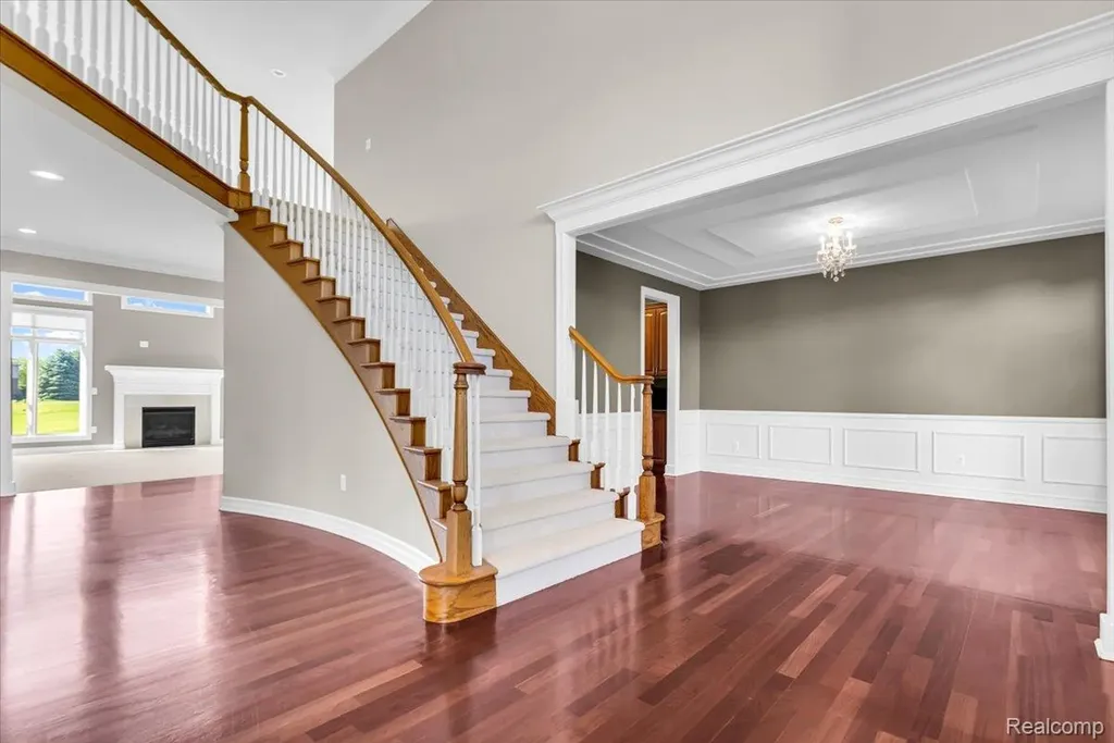 2424 Pebble Beach Drive Oakland Charter Township MI 48363