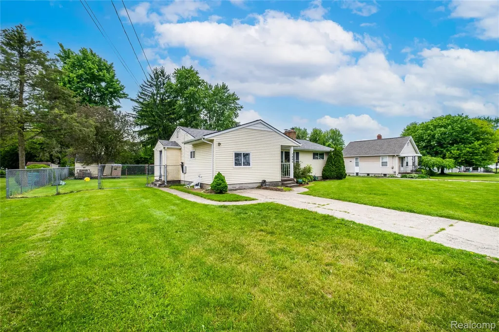 7800 Maple Street Birch Run Village MI 48415