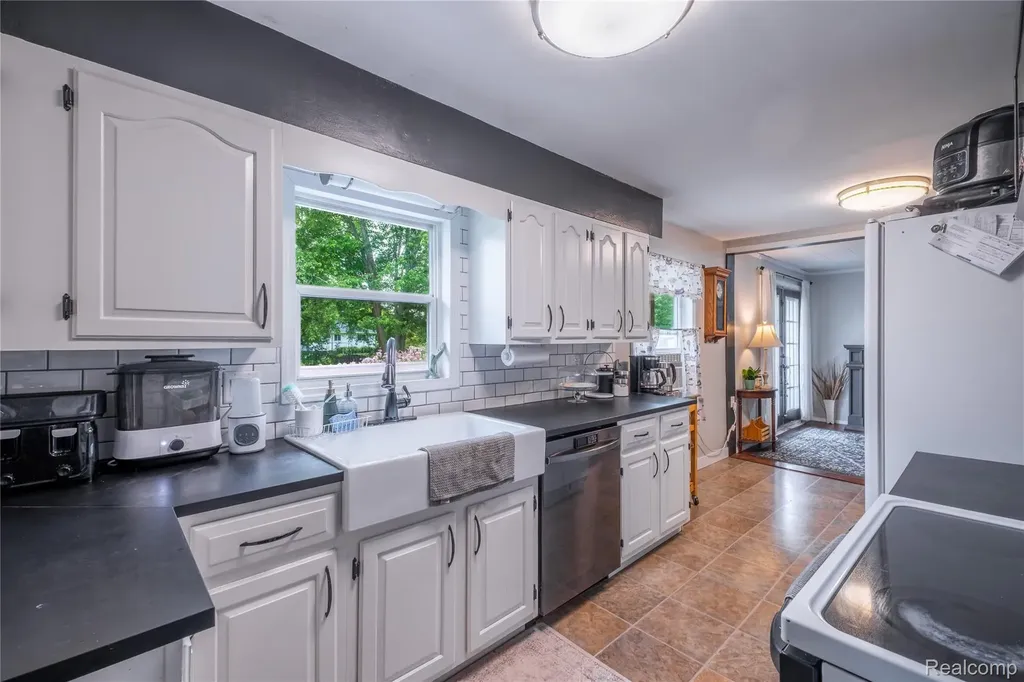 7800 Maple Street Birch Run Village MI 48415