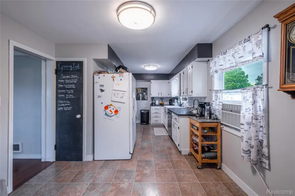 7800 Maple Street Birch Run Village MI 48415