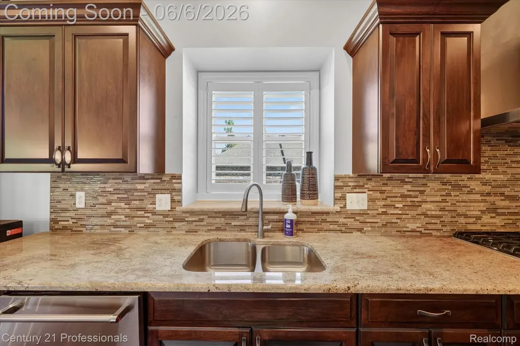 2212 Heidi Drive Addison Township MI 48370