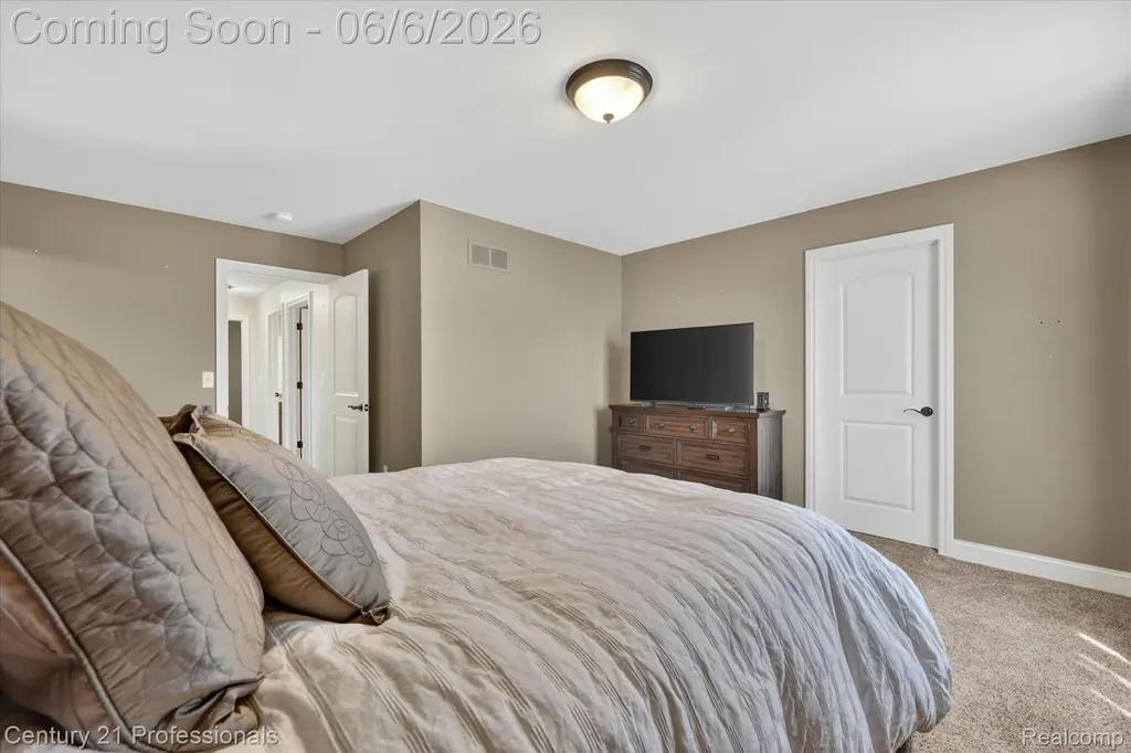 2212 Heidi Drive Addison Township MI 48370
