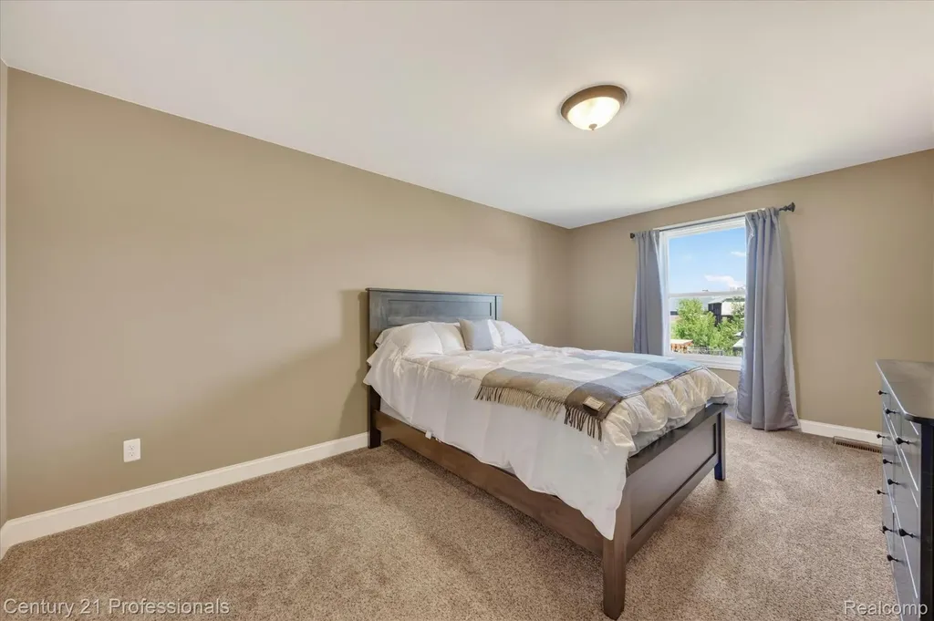 2212 Heidi Drive Addison Township MI 48370
