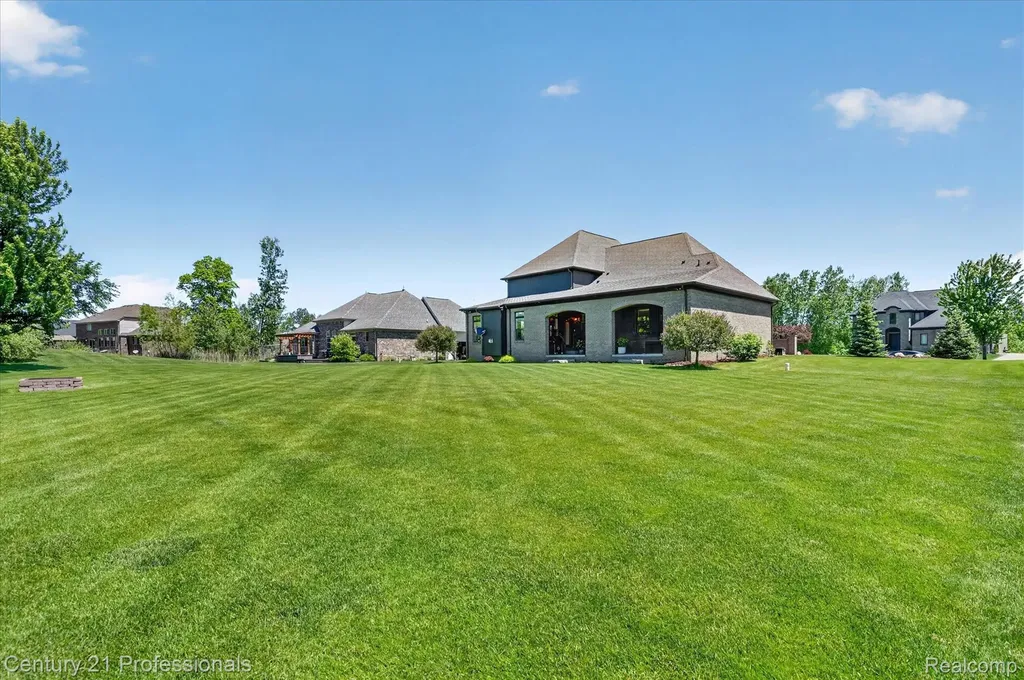 2212 Heidi Drive Addison Township MI 48370