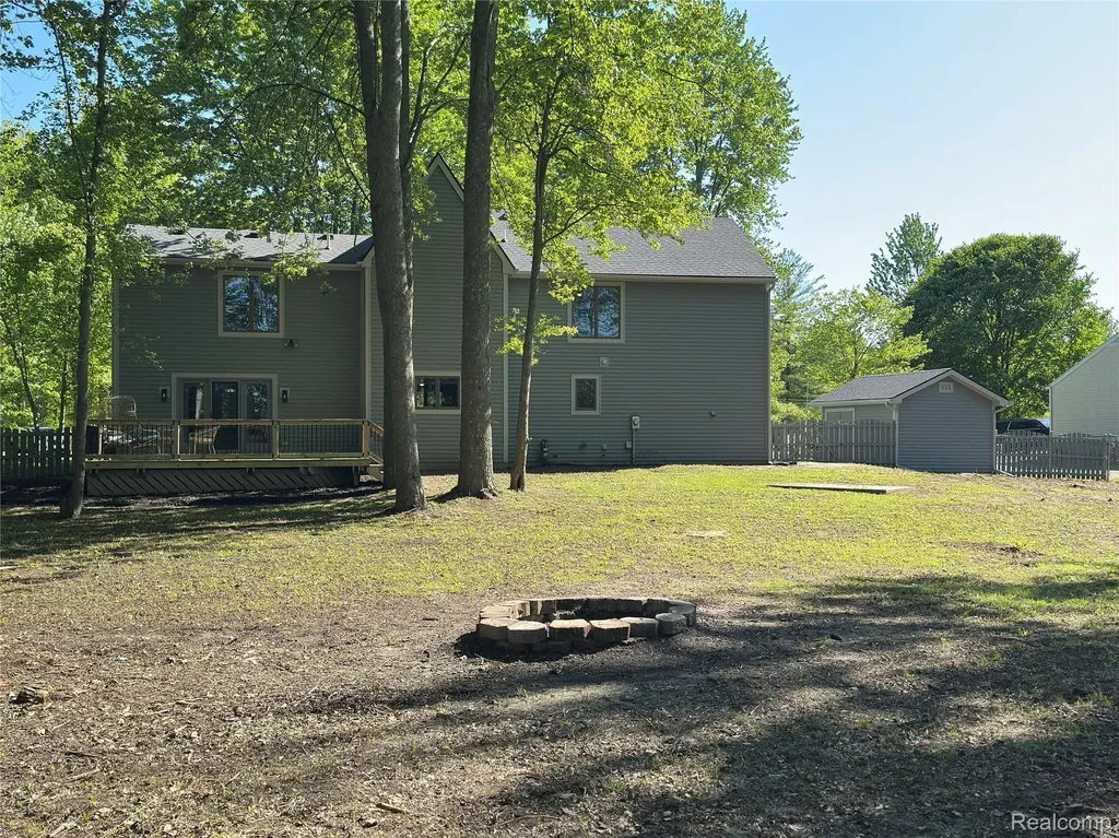 4233 State Road Fort Gratiot Charter Township MI 48059