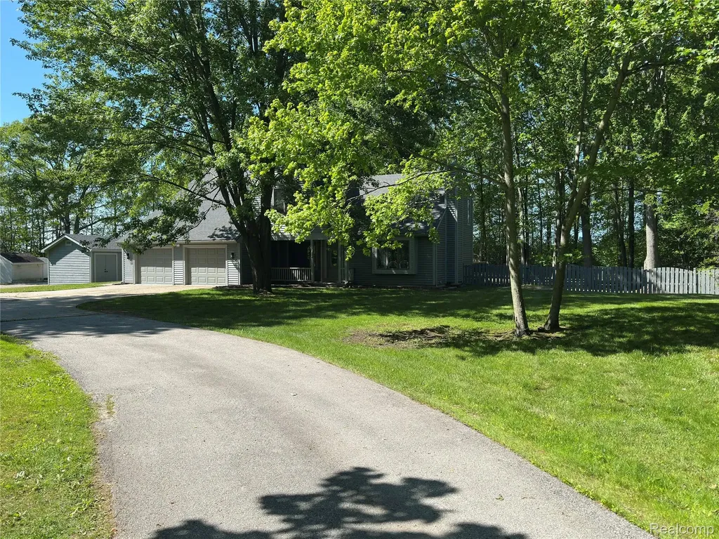 4233 State Road Fort Gratiot Charter Township MI 48059