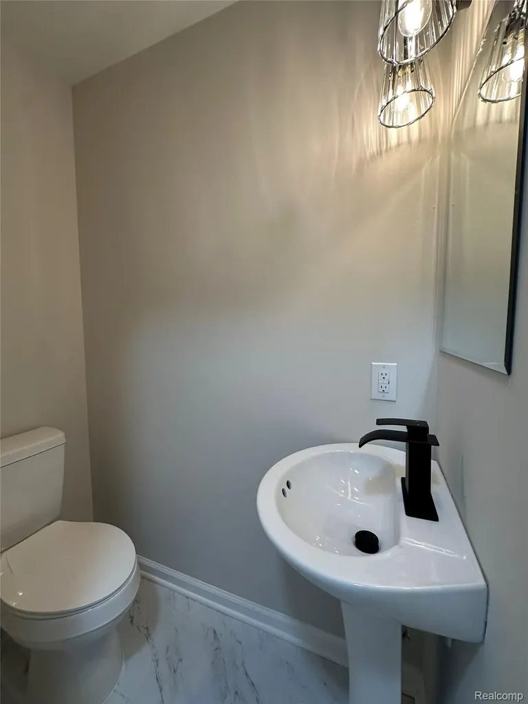 4233 State Road Fort Gratiot Charter Township MI 48059