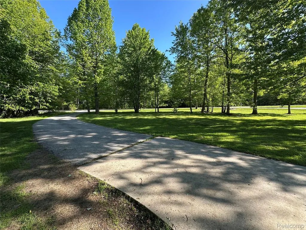 4233 State Road Fort Gratiot Charter Township MI 48059