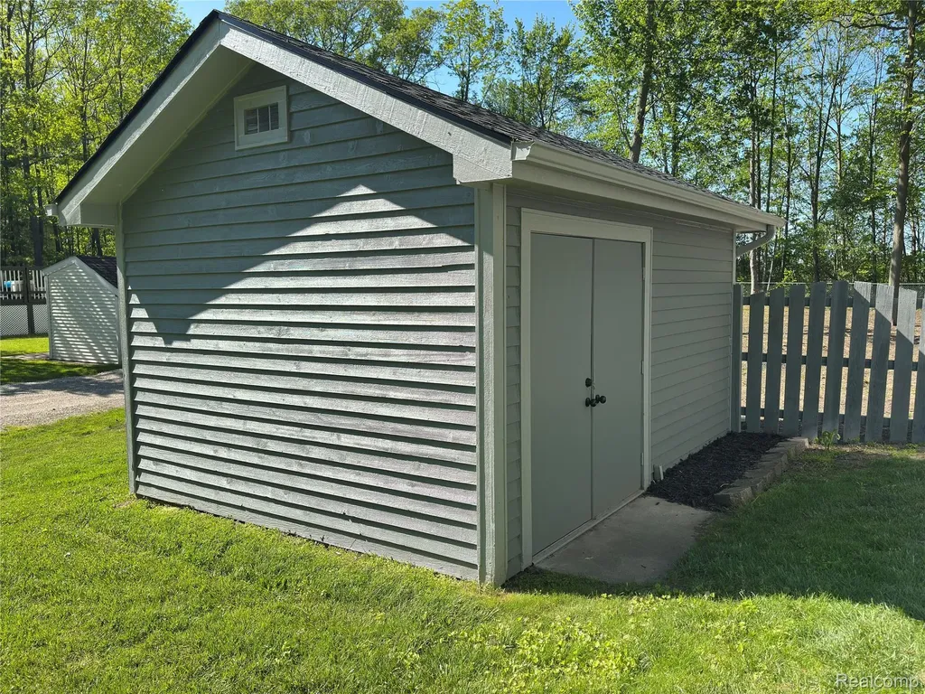 4233 State Road Fort Gratiot Charter Township MI 48059