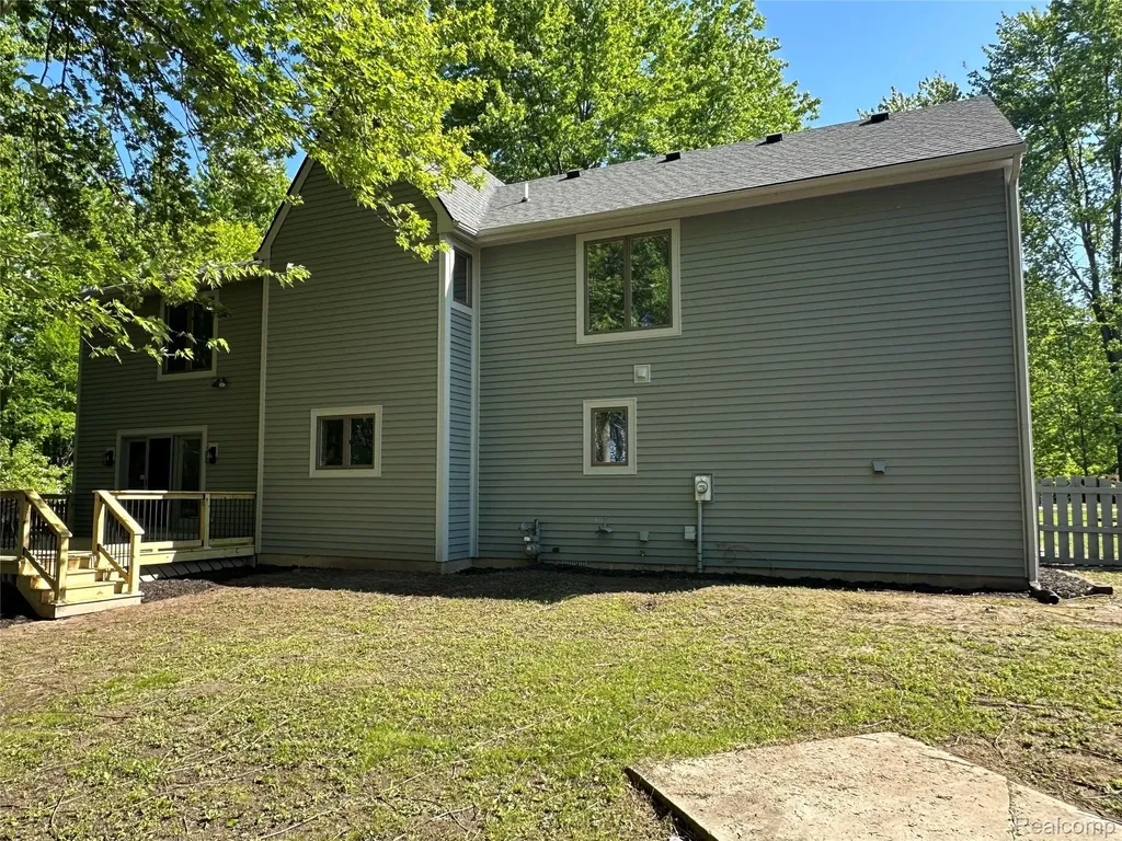 4233 State Road Fort Gratiot Charter Township MI 48059