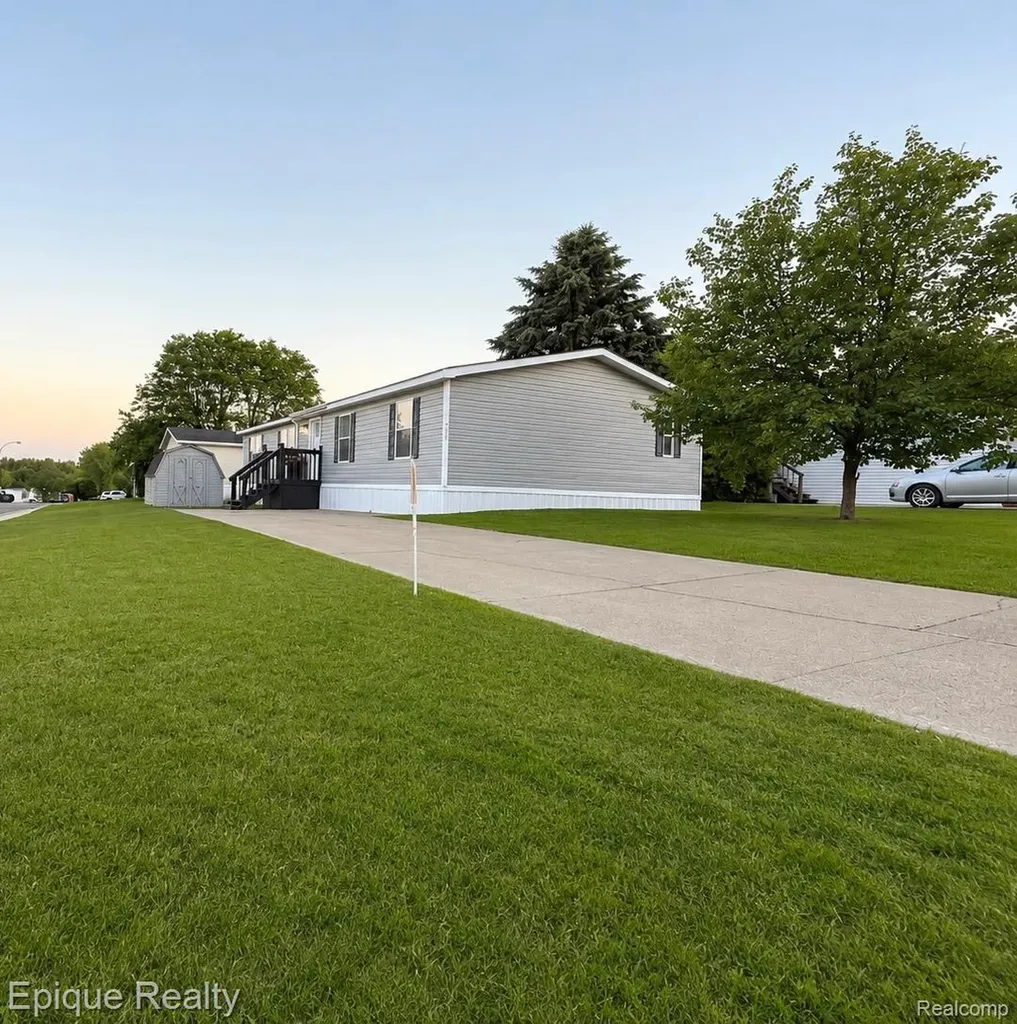 1908 Abels Street Milford Charter Township MI 48381