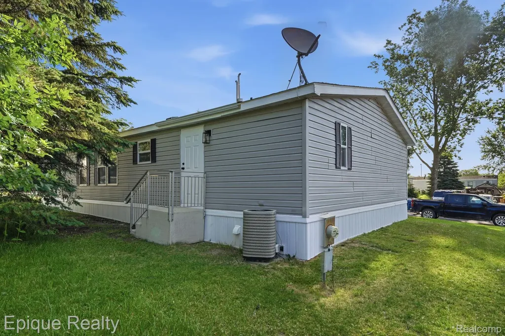 1908 Abels Street Milford Charter Township MI 48381