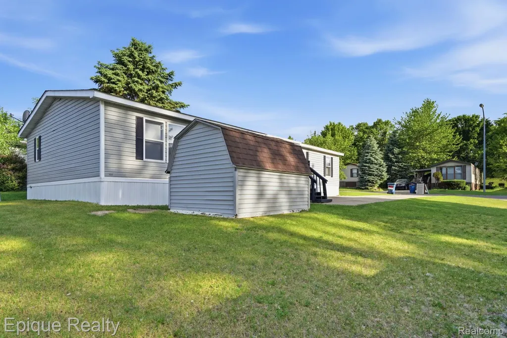 1908 Abels Street Milford Charter Township MI 48381