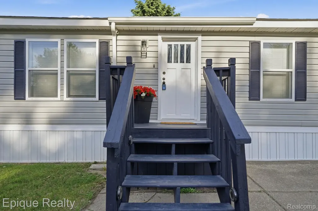 1908 Abels Street Milford Charter Township MI 48381