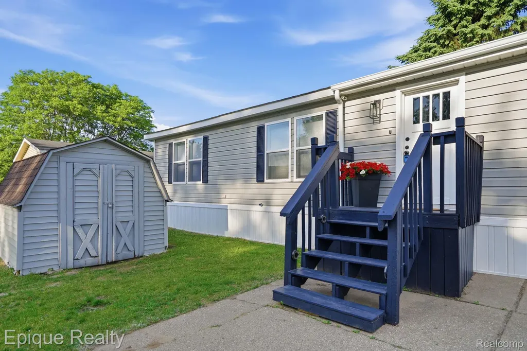 1908 Abels Street Milford Charter Township MI 48381