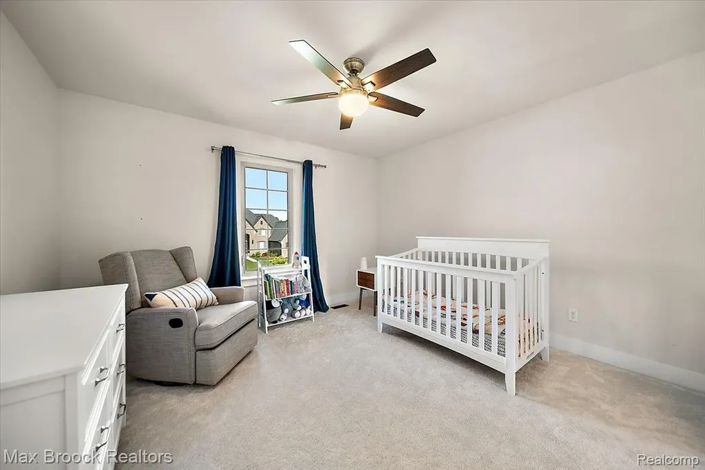 1942 Nottingham Drive Rochester Hills City MI 48307