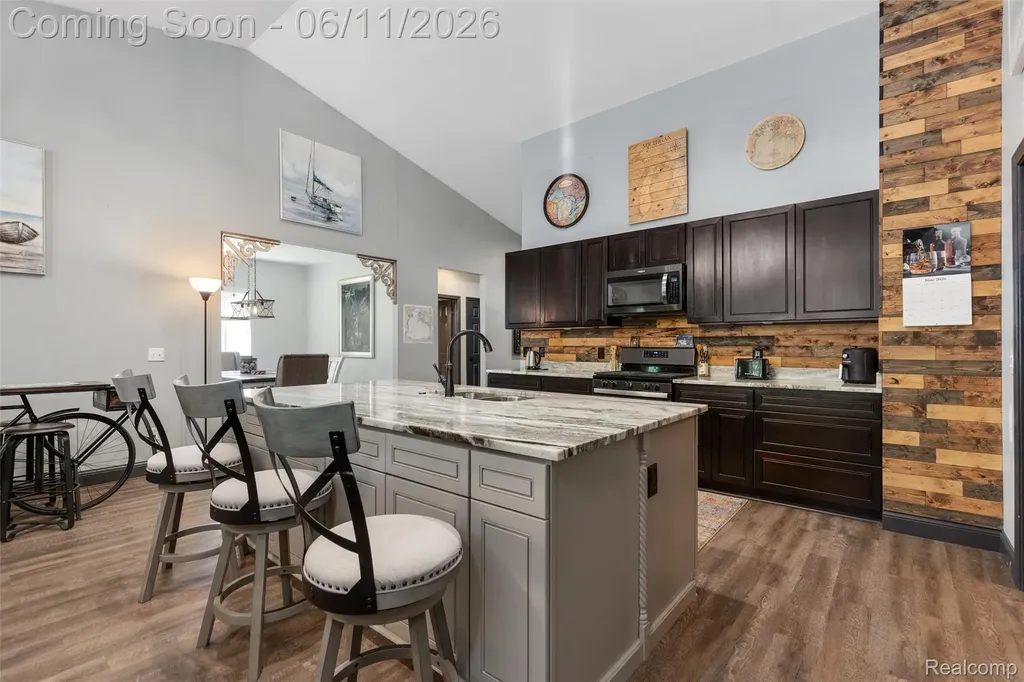 3099 Fruit Street Clay Township MI 48001
