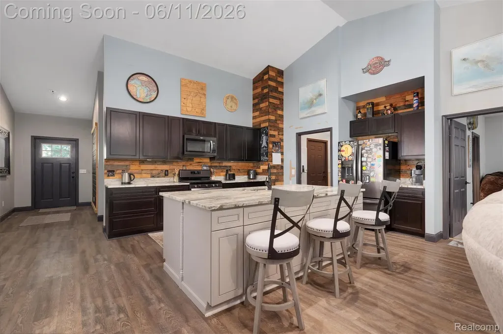 3099 Fruit Street Clay Township MI 48001