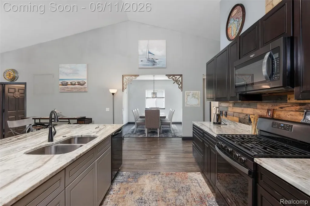 3099 Fruit Street Clay Township MI 48001