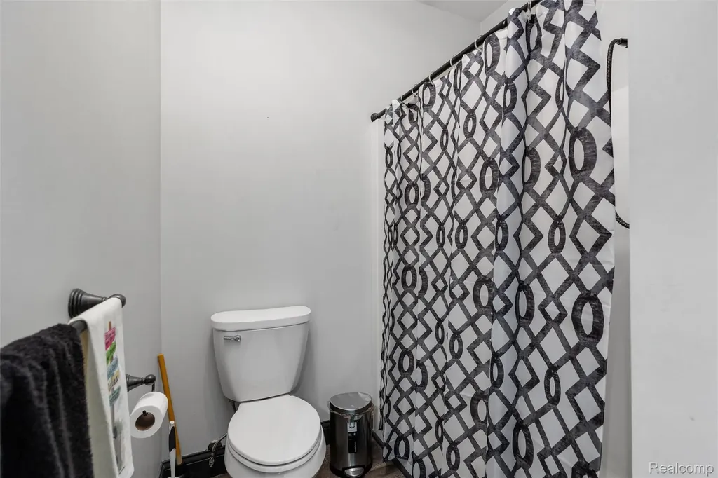 3099 Fruit Street Clay Township MI 48001