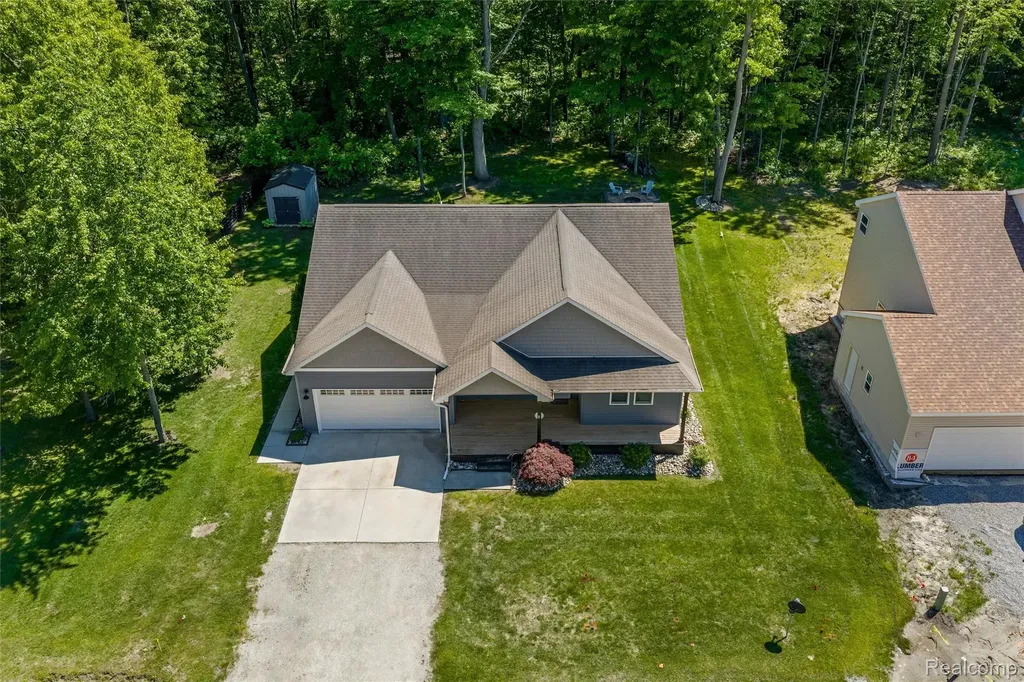 3099 Fruit Street Clay Township MI 48001