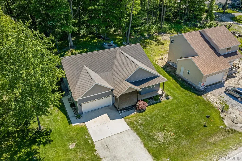 3099 Fruit Street Clay Township MI 48001