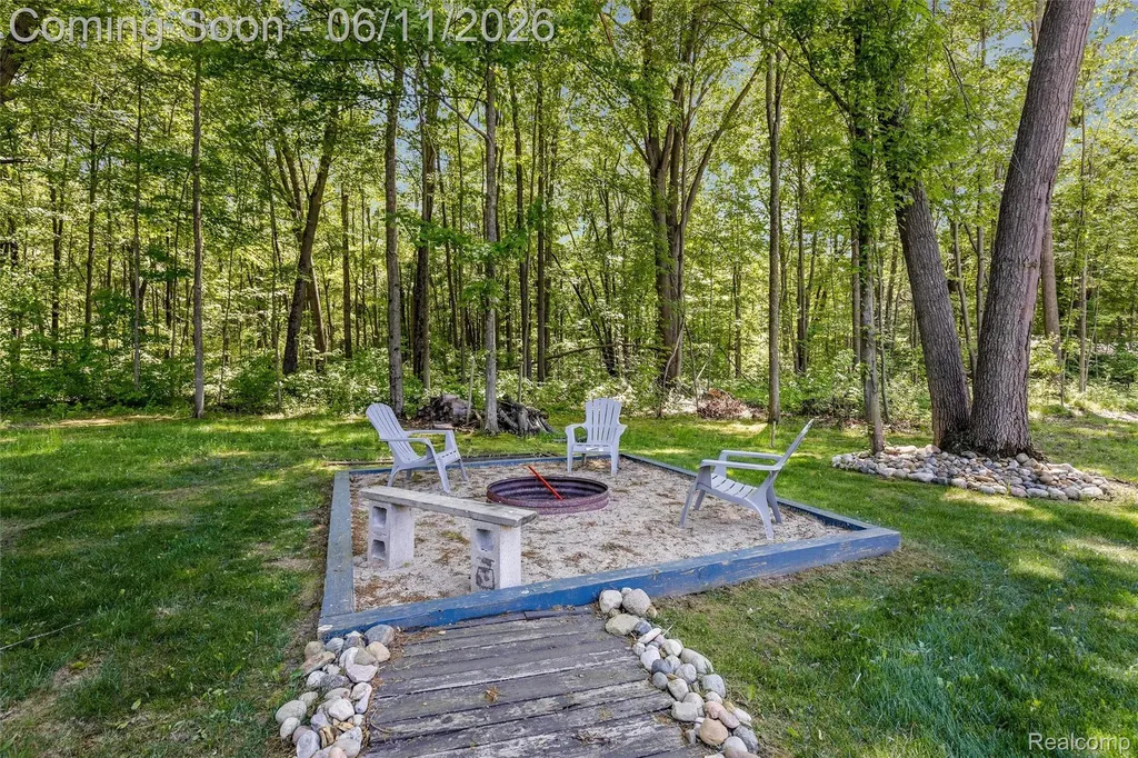 3099 Fruit Street Clay Township MI 48001