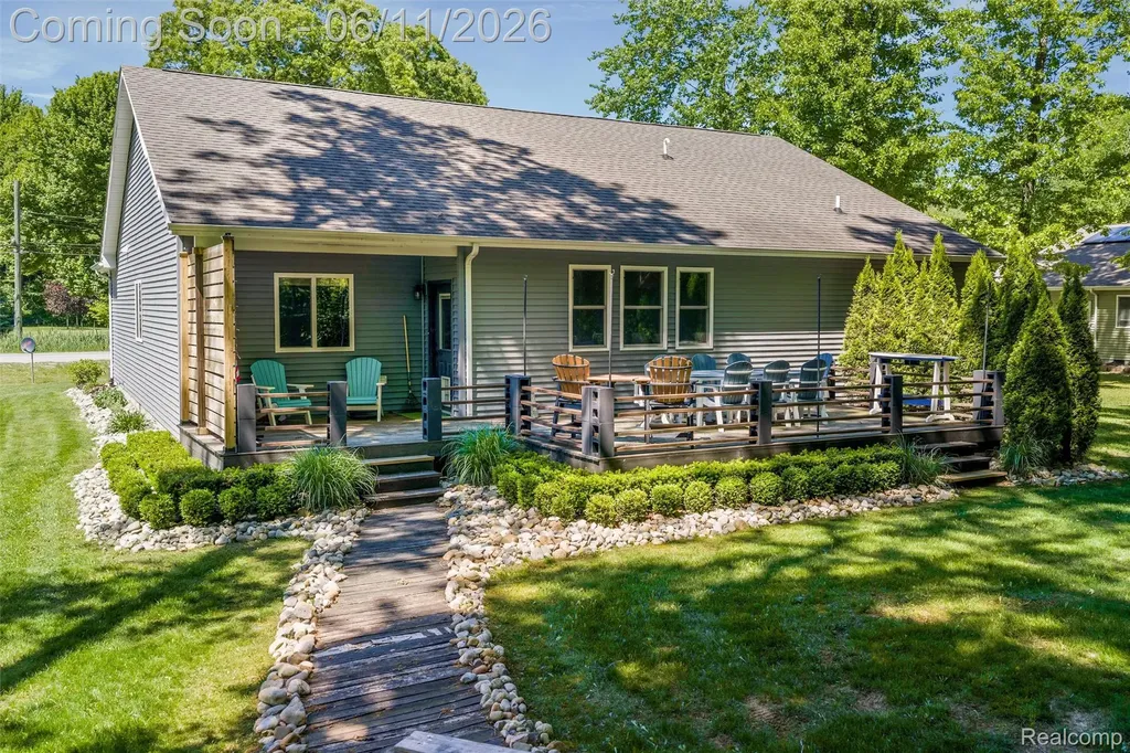 3099 Fruit Street Clay Township MI 48001