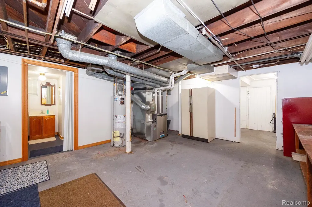447 Maple Street Wyandotte City MI 48192