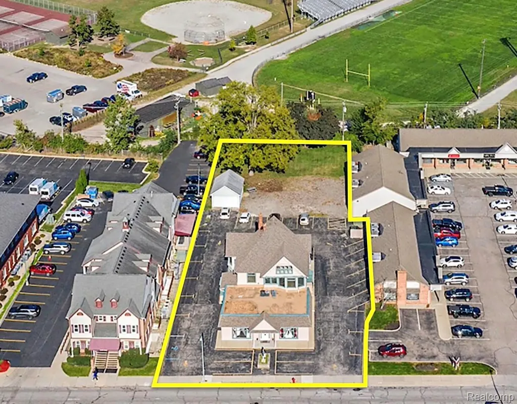 217-231 N Main Street Plymouth City MI 48170