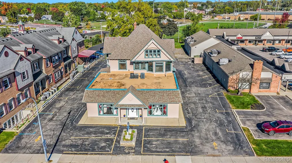 217-231 N Main Street Plymouth City MI 48170