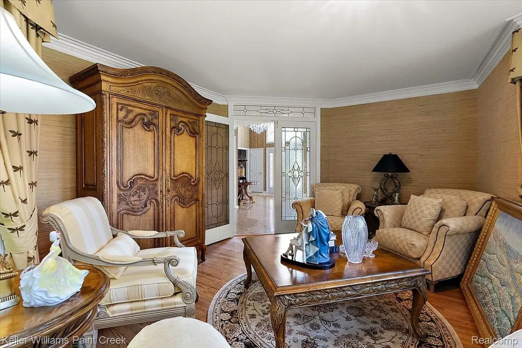13150 Rhea Court Shelby Charter Township MI 48315