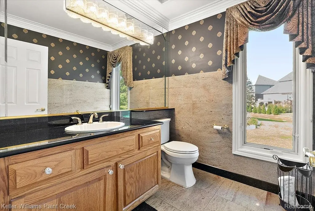 13150 Rhea Court Shelby Charter Township MI 48315