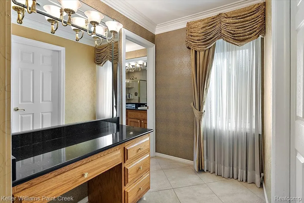 13150 Rhea Court Shelby Charter Township MI 48315
