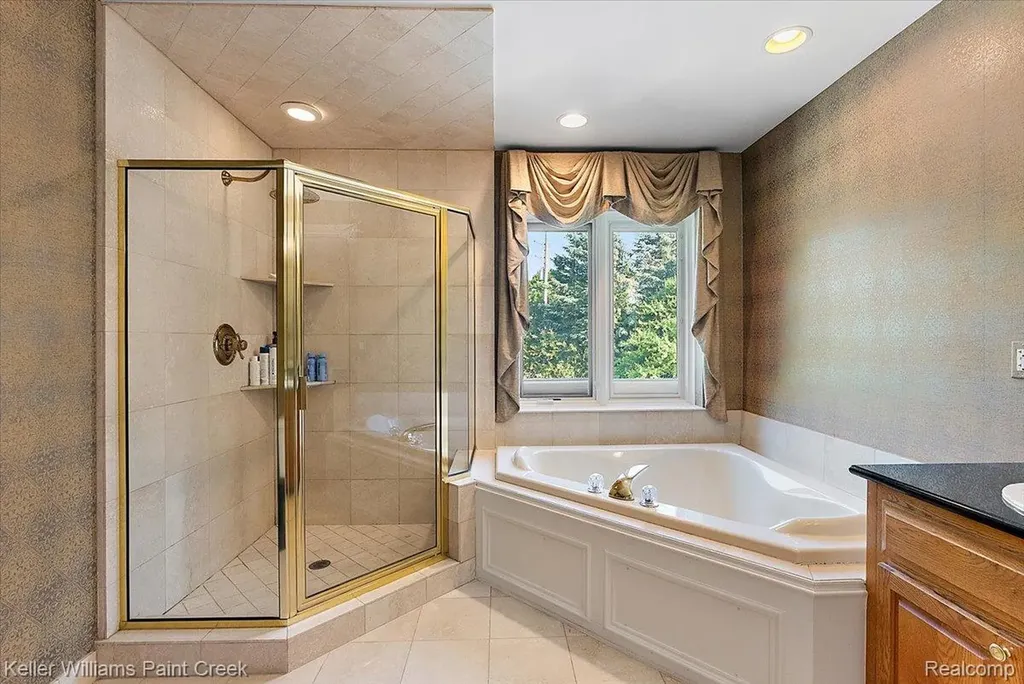 13150 Rhea Court Shelby Charter Township MI 48315