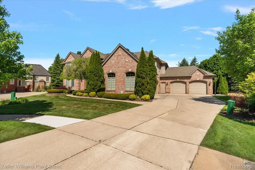 13150 Rhea Court Shelby Charter Township MI 48315
