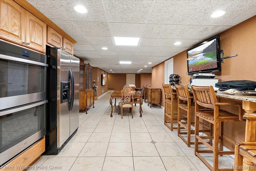 13150 Rhea Court Shelby Charter Township MI 48315