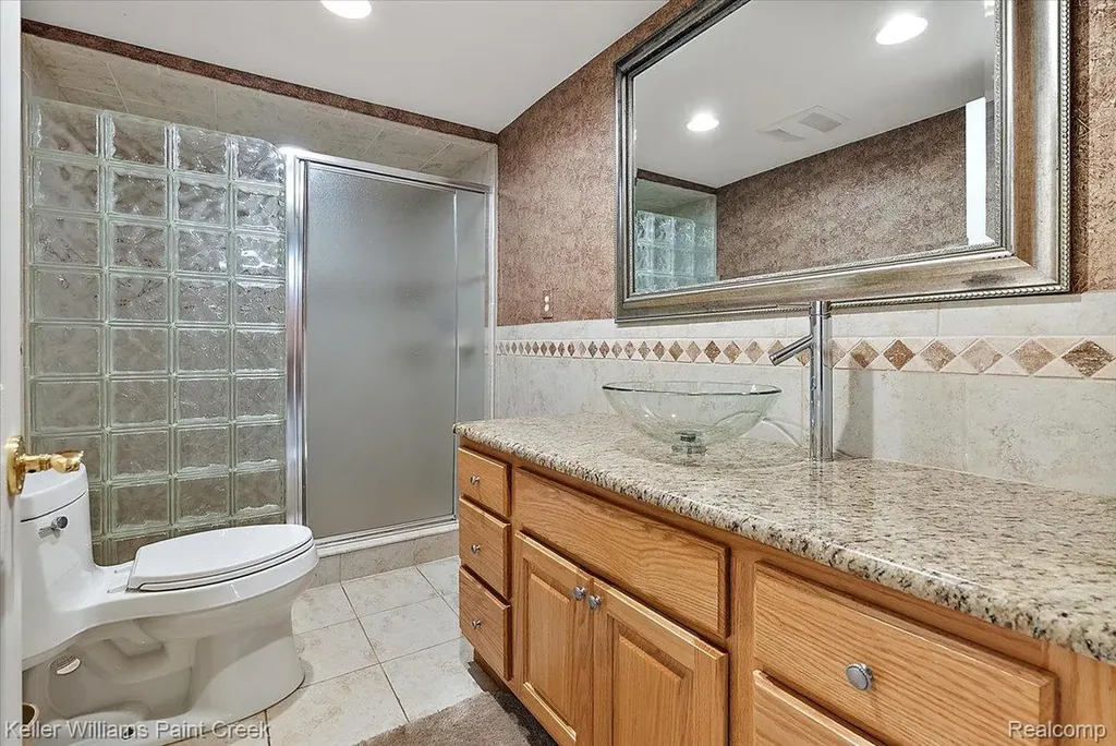 13150 Rhea Court Shelby Charter Township MI 48315