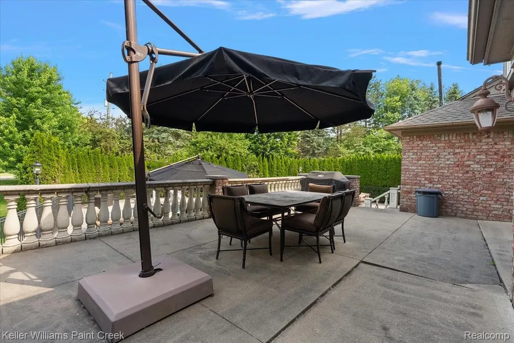 13150 Rhea Court Shelby Charter Township MI 48315