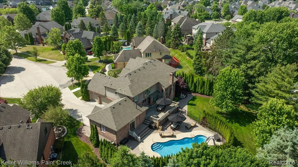 13150 Rhea Court Shelby Charter Township MI 48315