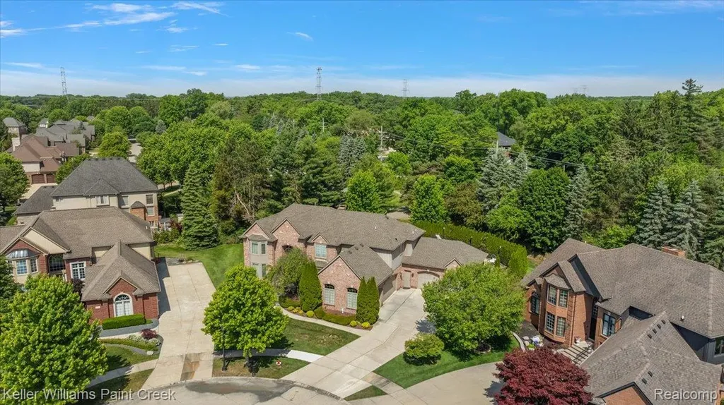 13150 Rhea Court Shelby Charter Township MI 48315