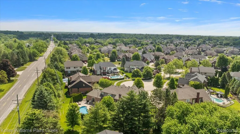 13150 Rhea Court Shelby Charter Township MI 48315