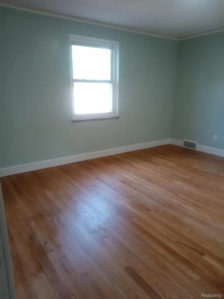 14044 Woodmont Avenue Detroit City MI 48227