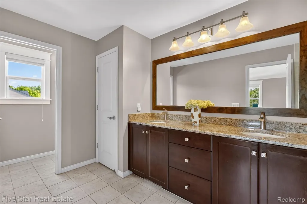 3130 Katie Lane Highland Charter Township MI 48380