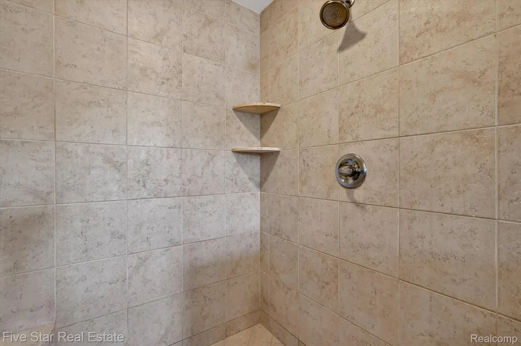 3130 Katie Lane Highland Charter Township MI 48380